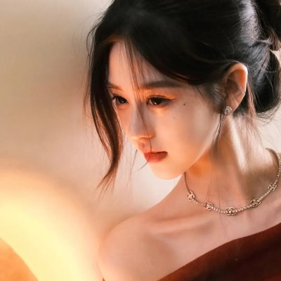 替身女配拿稳白月光剧本
